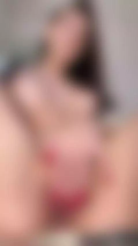 I'm alone at home, my pussy is all yours by alexanoirr