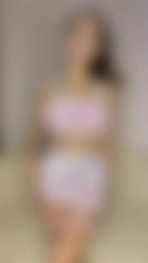 Hold Me Down, Make Me Yours by alexanoirr