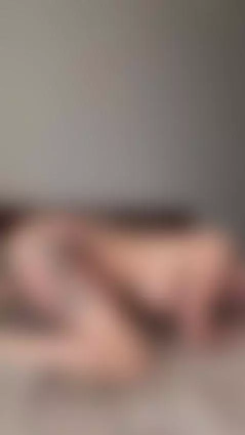 I feel so horny that I want to devour any cock by alexanoirr