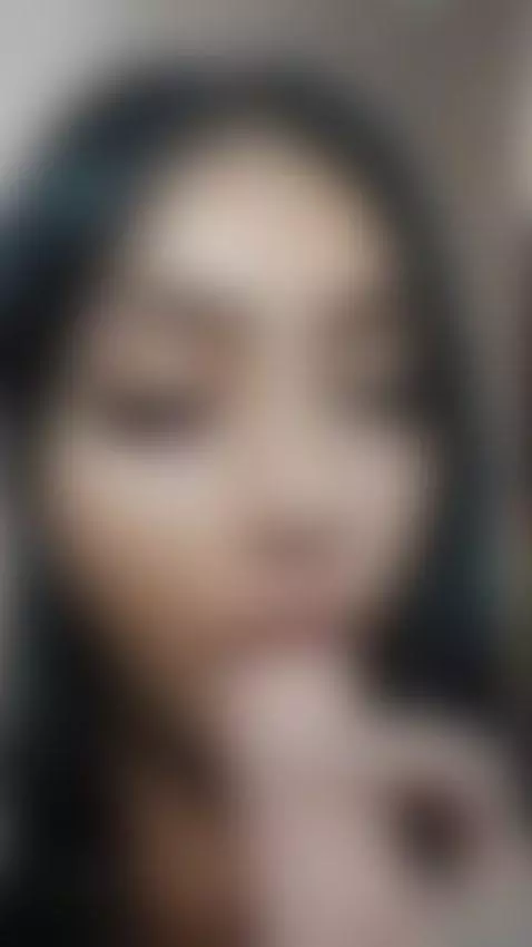 Seduction begins with a look... Do you dare to hold it?
http... by milfnaomibraunx