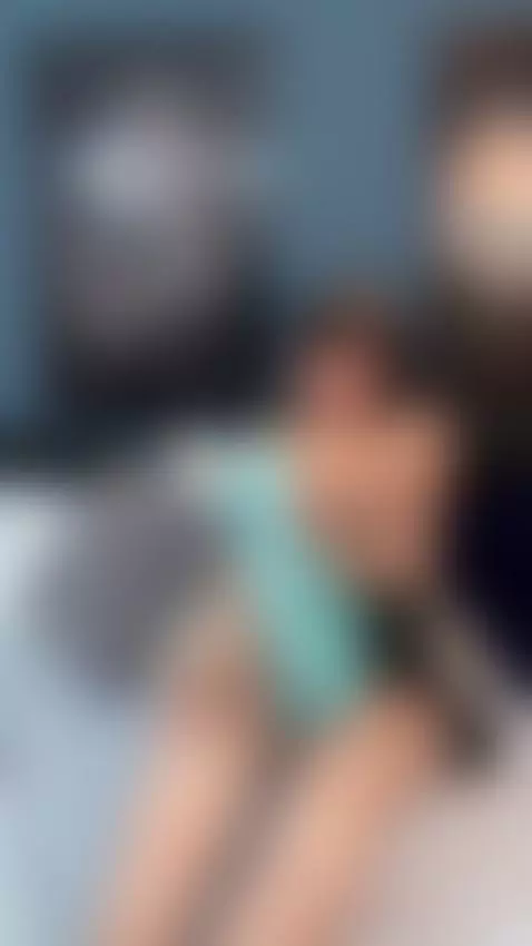 "Lo que ves es solo la punta del iceberg, suscríbete para ve... by valeriasweett