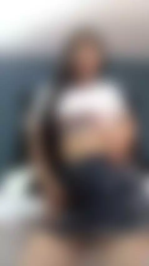 One click and I’m yours 💖 Follow me 💋 / Un clic y soy tuya 💖... by valeriasweett