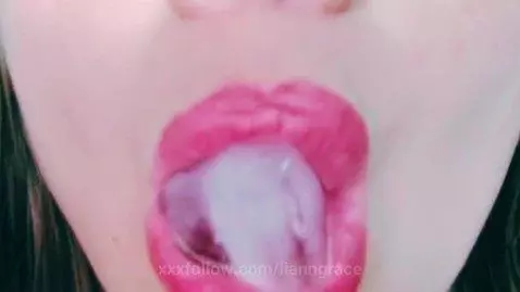 For a hot girl, nothing better than an ice game by lianngrace