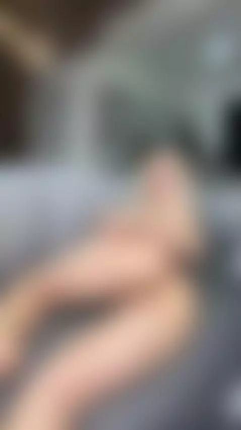 Some subs whisper.
This one growls 😏 Tap in. by chlloekinky