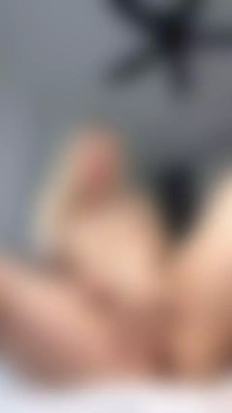 Dare to click? The link is ready 💌 by chlloekinky