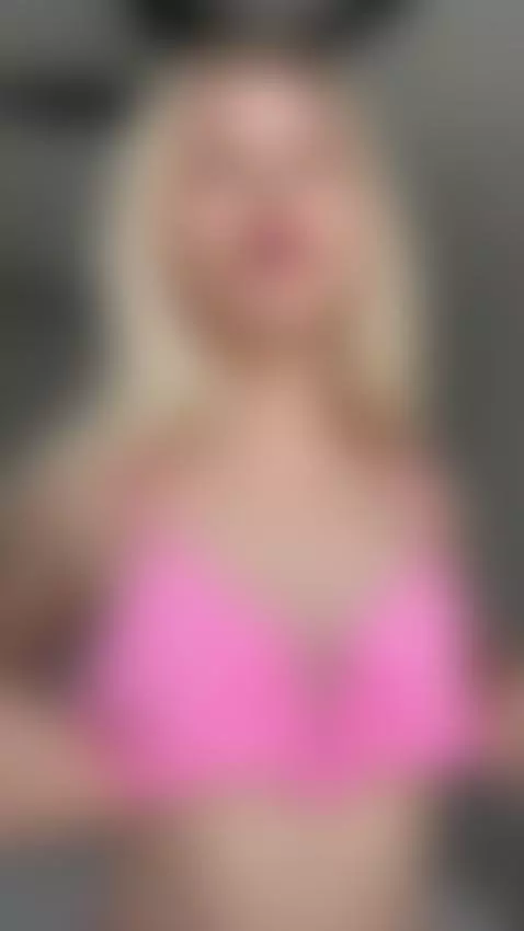 I reveal more than secrets there 😏 by chlloekinky