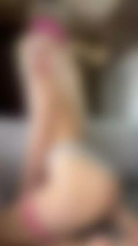 Not safe for work, but worth it. OnlyFans inside 😜 by chlloekinky