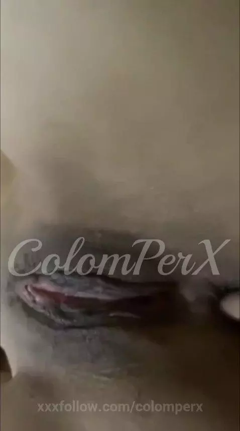 My first anal video, enjoy it on sheer 🍑 by colomperx