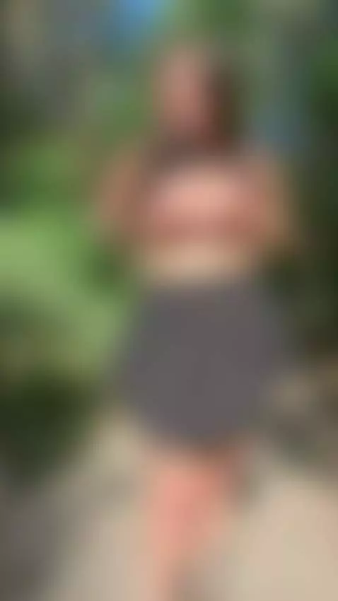 Hot clip — intense and ready. Watch full content on my page by bettybong