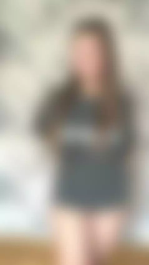 Hot clip — sultry and ready. Watch full content on my page by bettybong