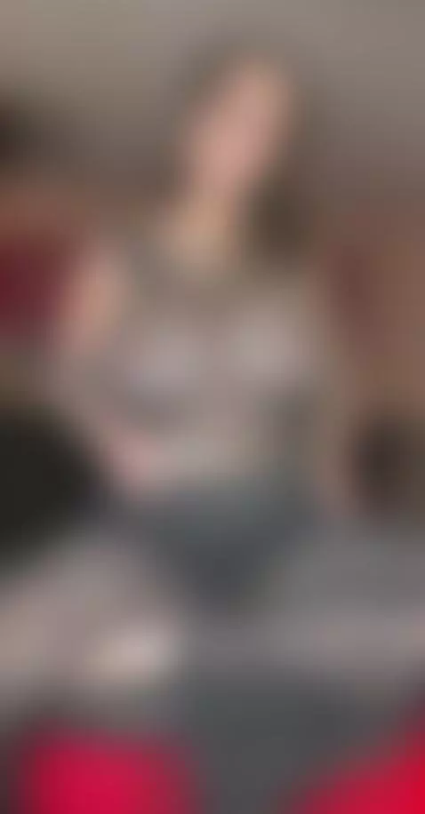 Hot clip — intense and ready. Watch full content on my page by bettybong