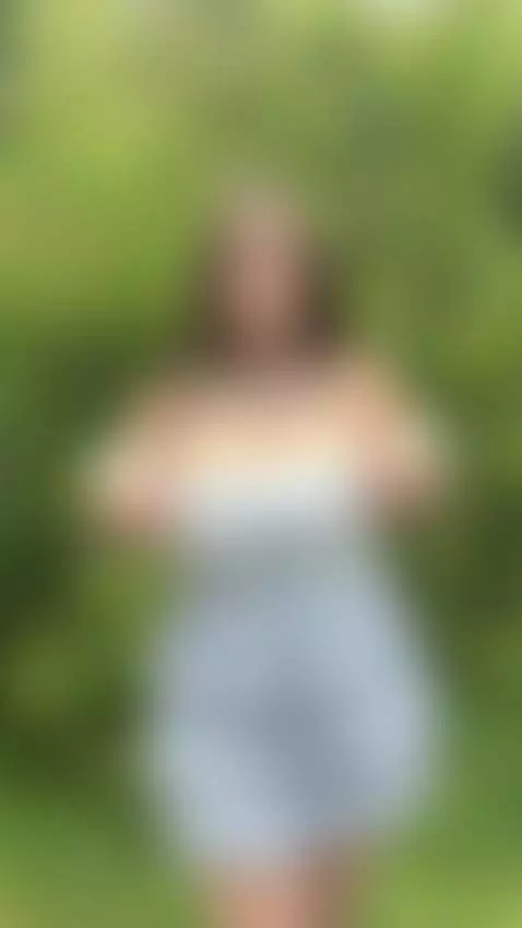 Short tease: sultry moment. Want more? Tap my profile by bettybong