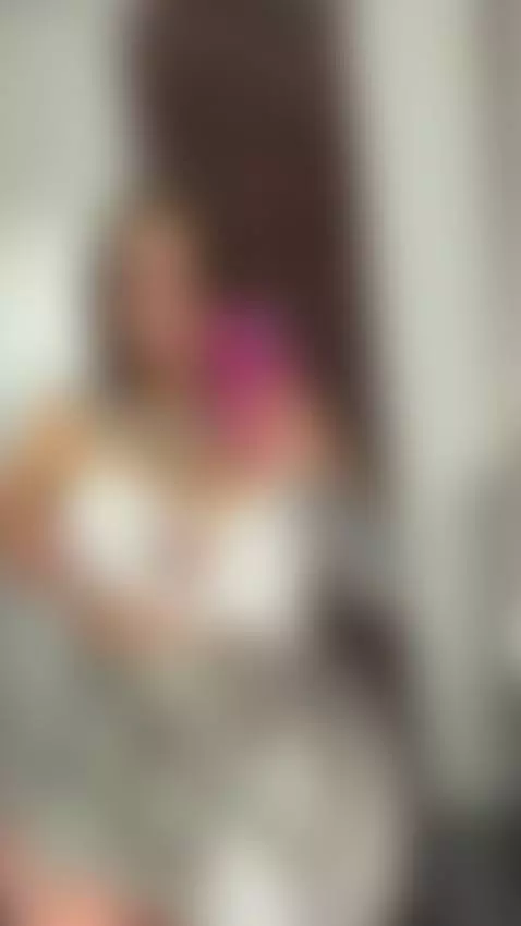 Short tease: sensual moment. Want more? Tap my profile by bettybong