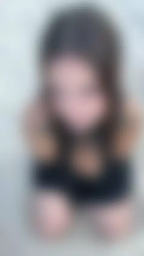 Hot clip — sultry and ready. Watch full content on my page by bettybong