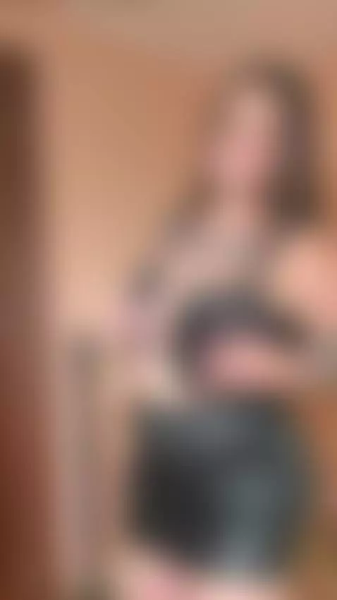 18+ Tattooed curvy babe flashing big nude tits in leather mi... by bettybong