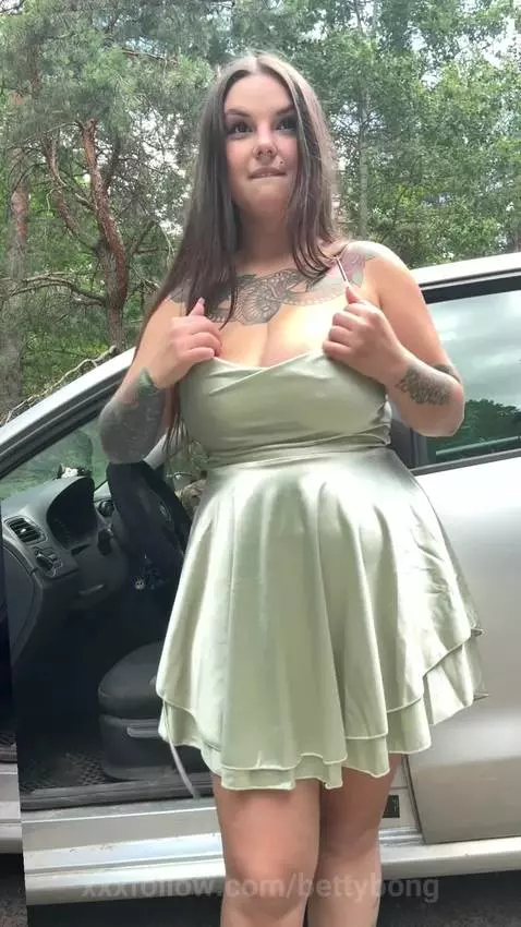 18+ Inked babe flashes huge nude tits & pussy outdoors. by bettybong