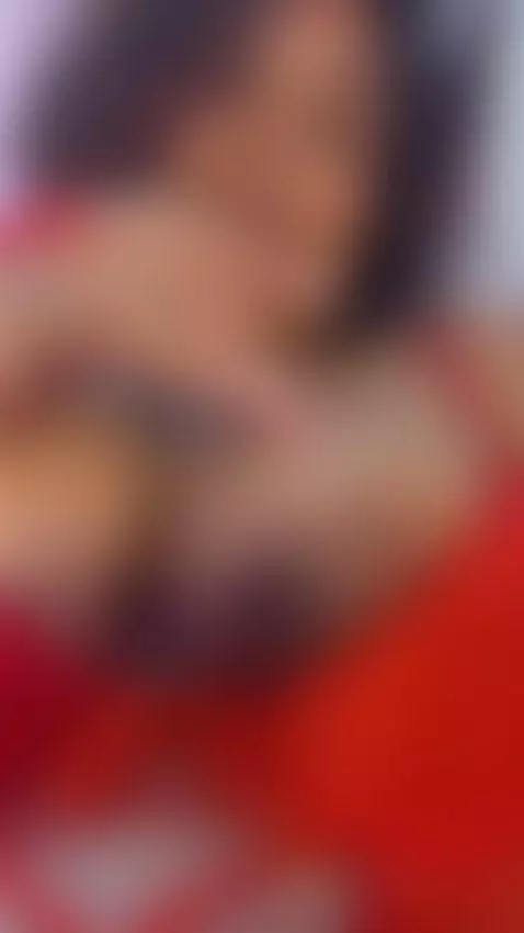 pasan cositas 🫢🙈 by angell250