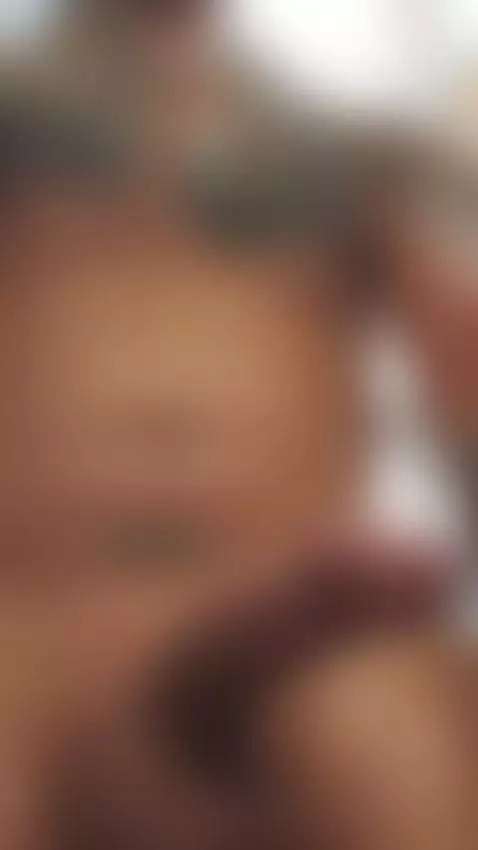 Lubię się masturbować  przed kamerą i na oczach innych by cumboy30