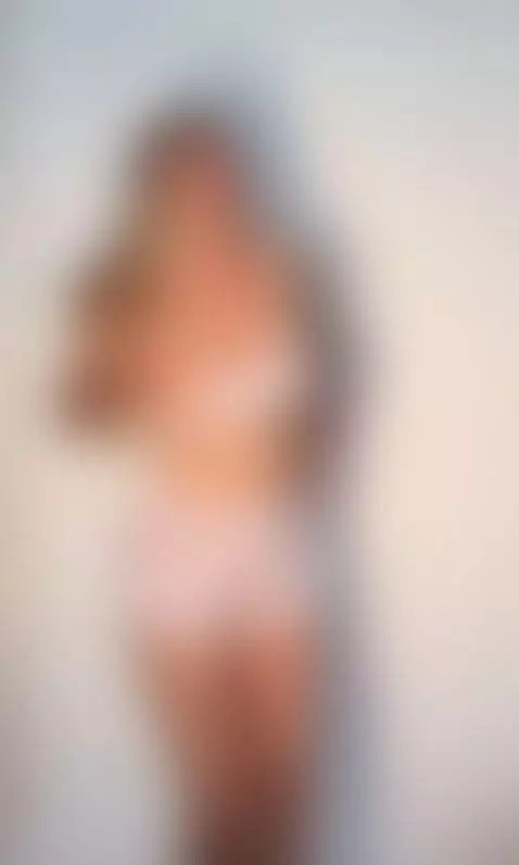 Clothes fall off with every note 🎶 by realstellacardo