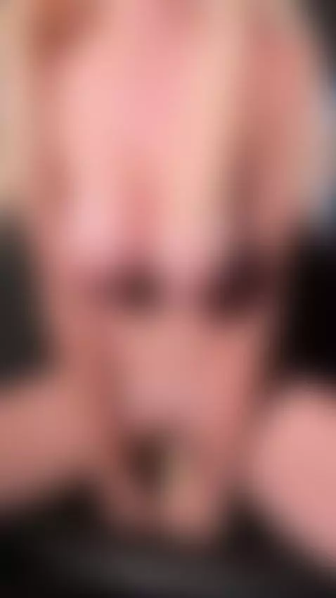 My pleasure in motion 🍌 by realstellacardo