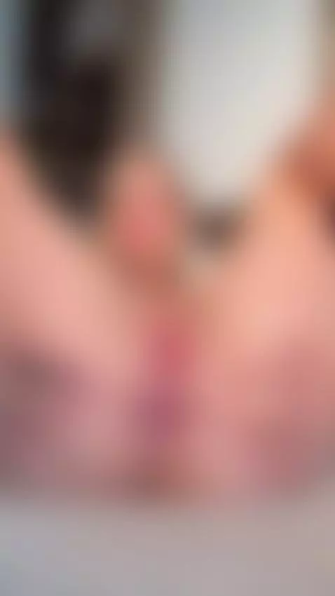 Pussy and ass spread 🤤 by realstellacardo