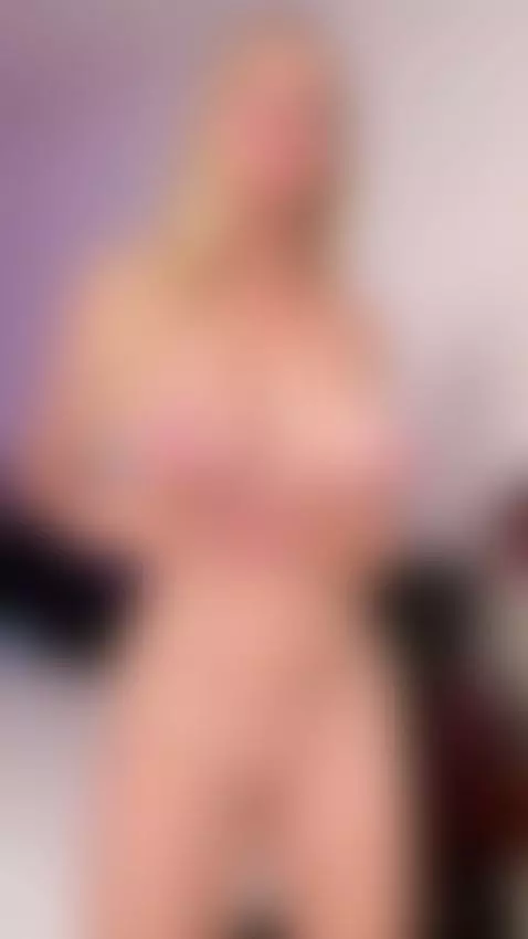 Nude beauty 🔥 by realstellacardo