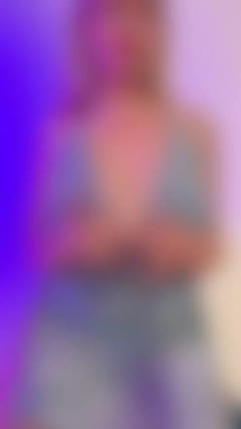 Can’t resist showing off 😈 by realstellacardo