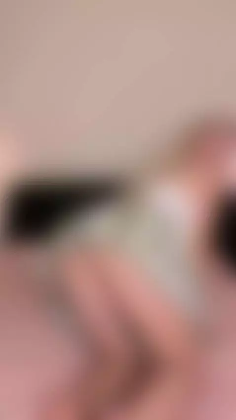 Under the skirt 😏 by realstellacardo