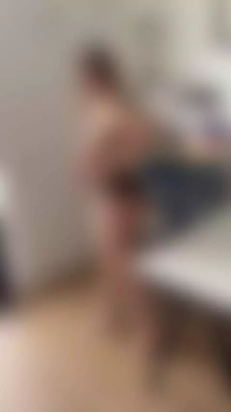 Completely nude, every curve on display 😏 by realstellacardo