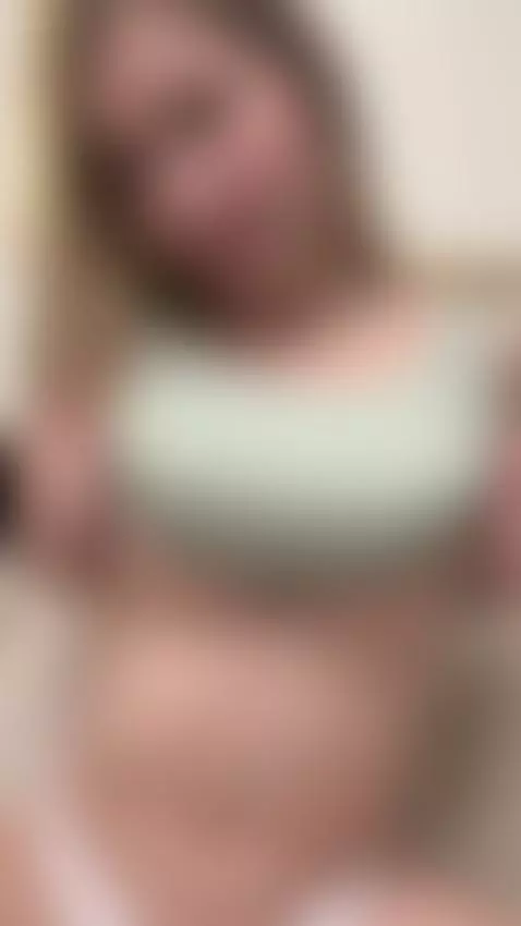 The kind of curves you dream of 🔥 by realstellacardo