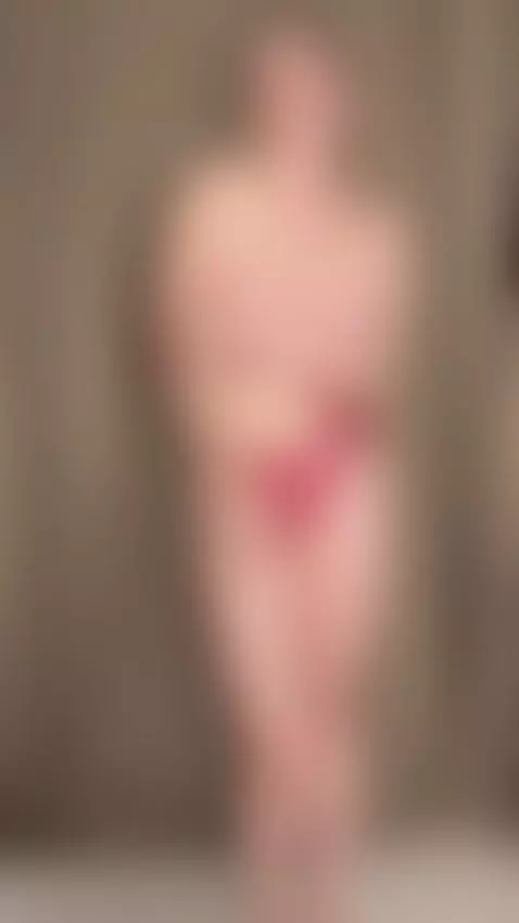 Strip tease 🤤 by realstellacardo