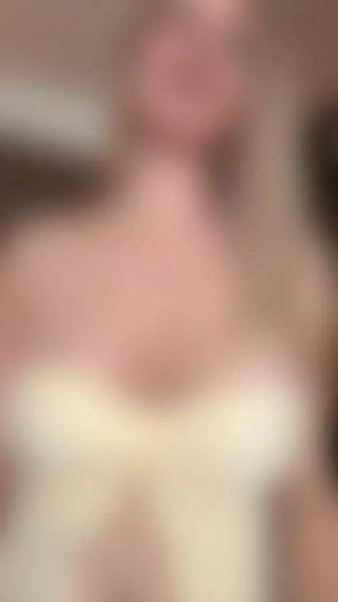 Full of trouble 🤤 by realstellacardo