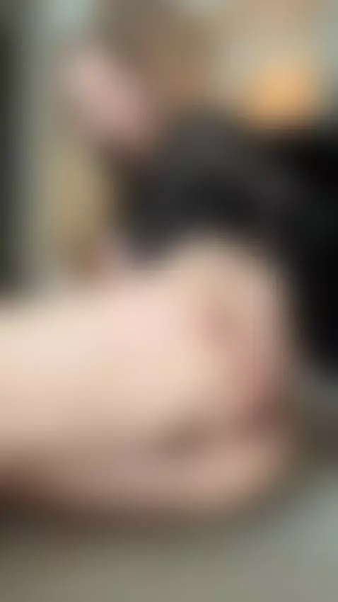 Turn around, don’t blink 😏 by realstellacardo