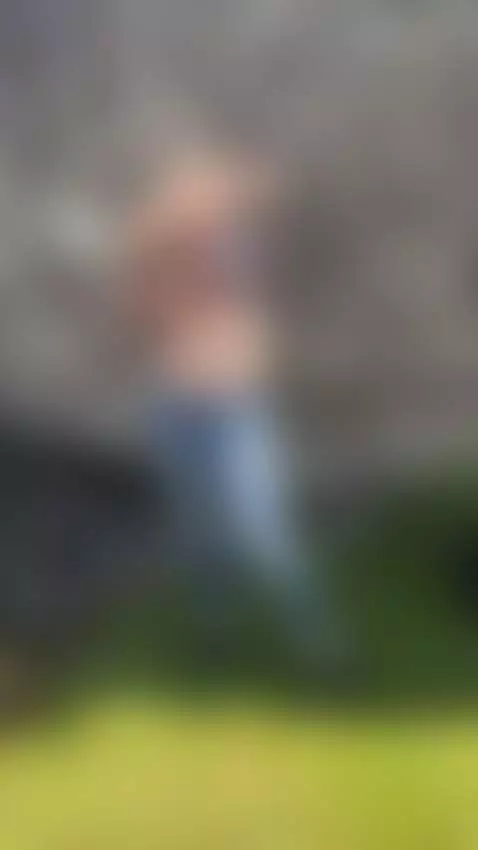 Stay close and enjoy 🔥 by realstellacardo