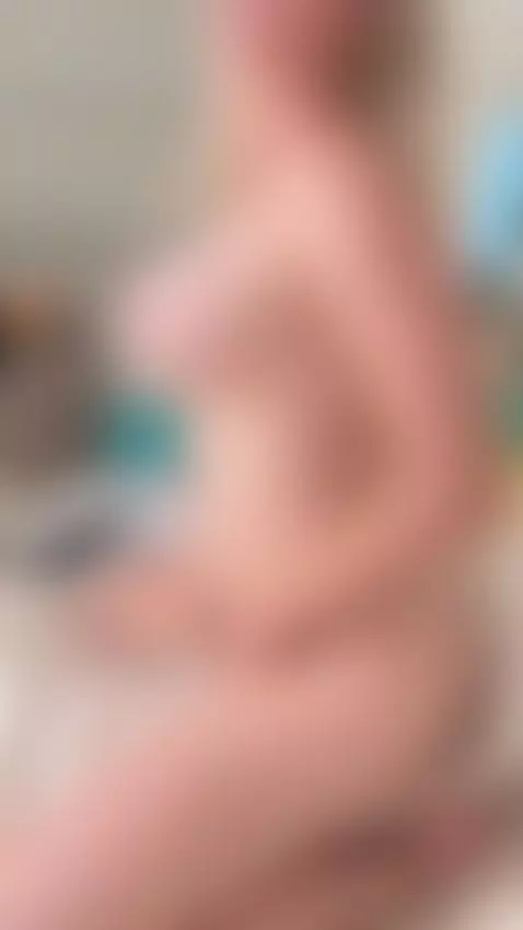 Bouncing on clouds ☁️ by realstellacardo