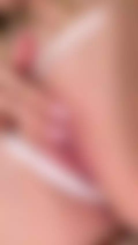 Do you like seeing me this up close? ✨ by realstellacardo