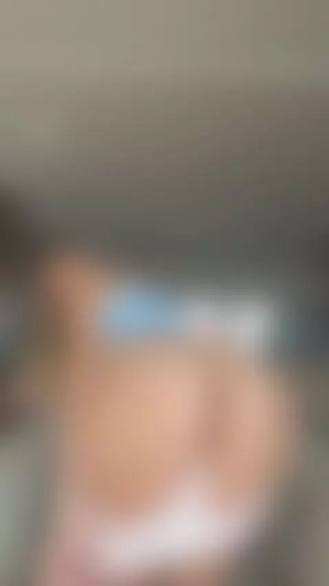 Should I turn a little more? 😈 by realstellacardo