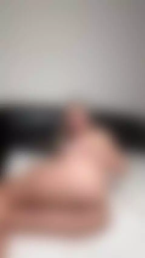 How does my ass look shaking in doggy style? 🍑 by realstellacardo