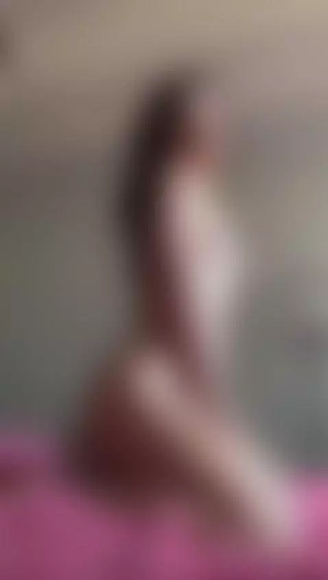 there’s a reason people paused by kamilaheelss
