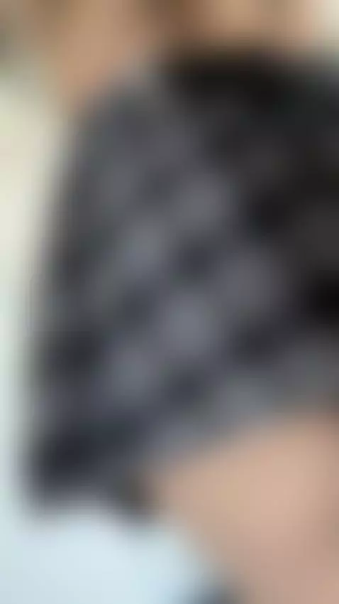 this keeps getting attention by kamilaheelss