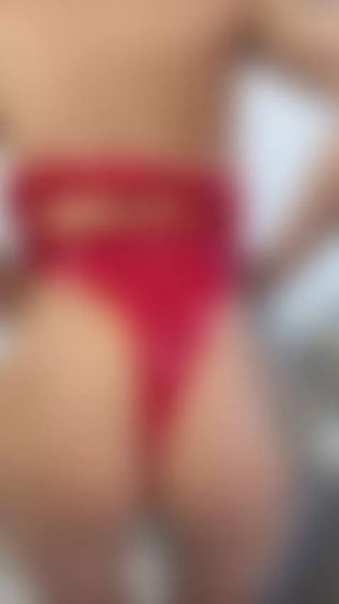 A smile that energizes ⚡️. Subscribe now! by kirapretty