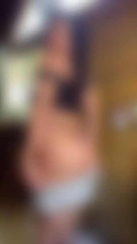 bubble butt :3 by soffiluv