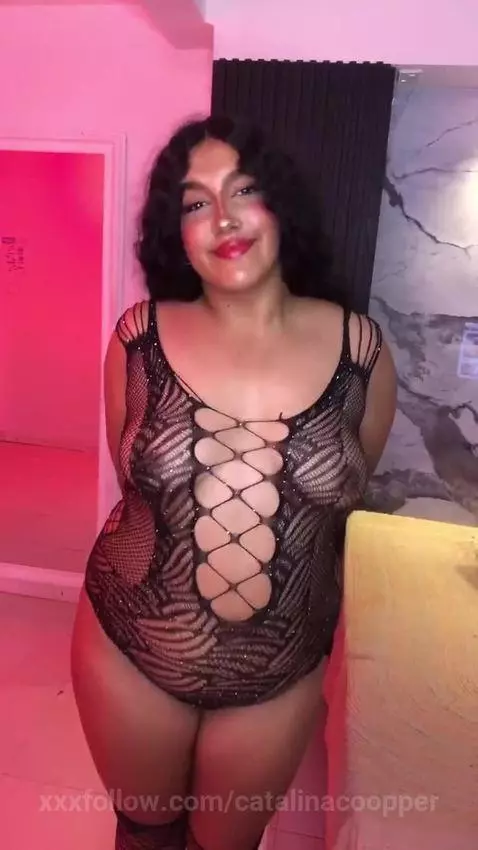 Play the cards with my ass 😏 by catalinacoopper