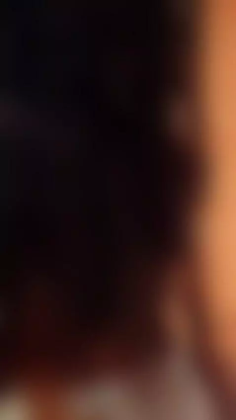 My body’s begging for your eyes, but don’t forget… I’m the o... by antoniacosta