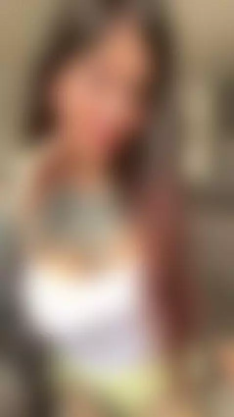 Check my OF link baby it's free by antoniacosta