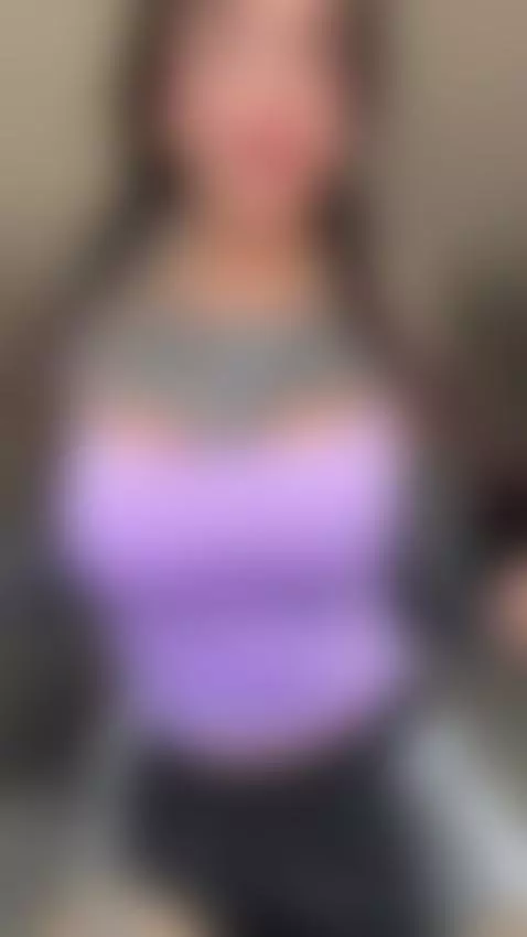 Check my OF link baby it's free by antoniacosta