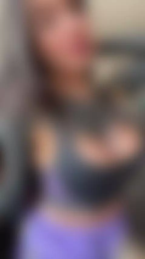 Check my OF link baby it's free or follow me on instagram by antoniacosta