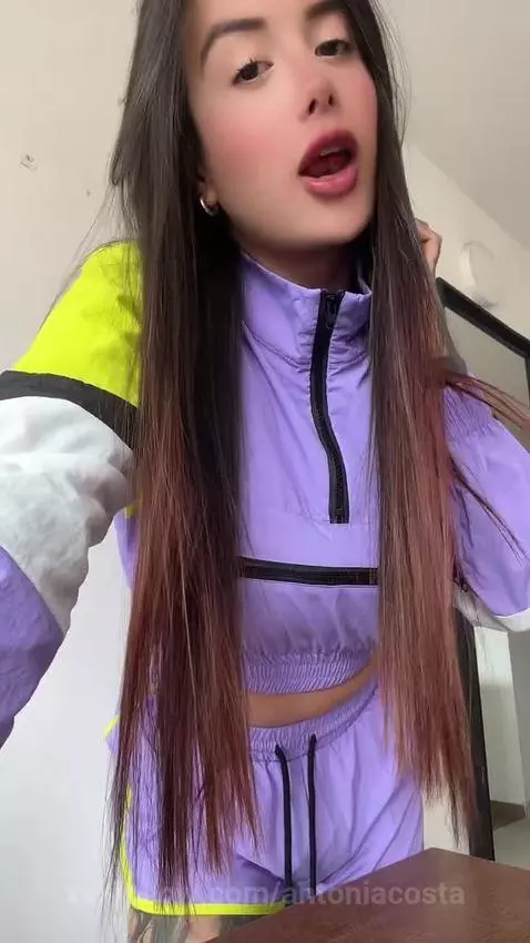 Check my OF link baby it's free or follow me on instagram by antoniacosta