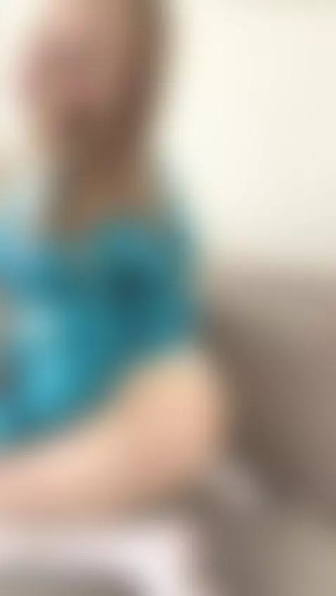 Hot clip — sultry and ready. Watch full content on my page by crazylexi