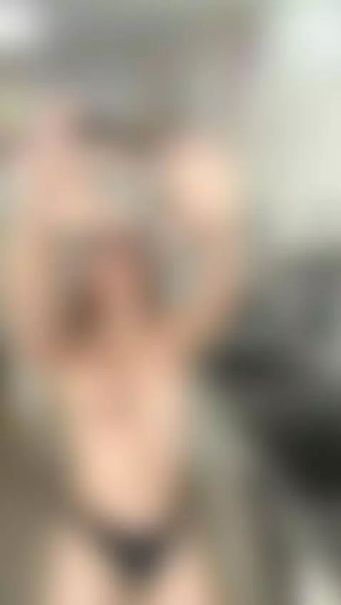 Short tease: sensual moment. Want more? Tap my profile by crazylexi